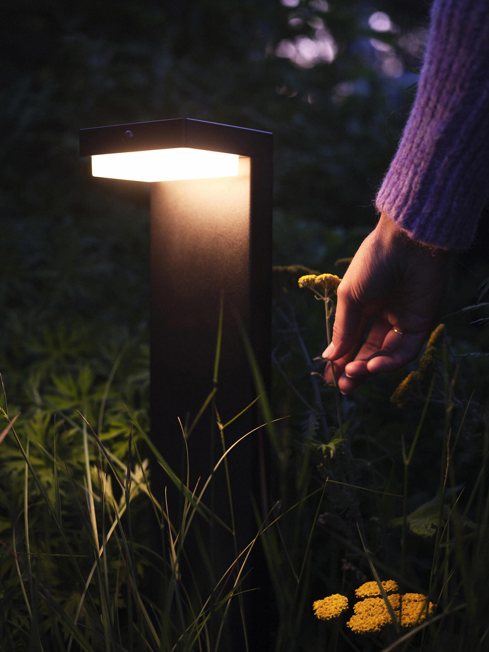 luxform-tuinlamp-hybrid-dawson-zwart-8719099251751